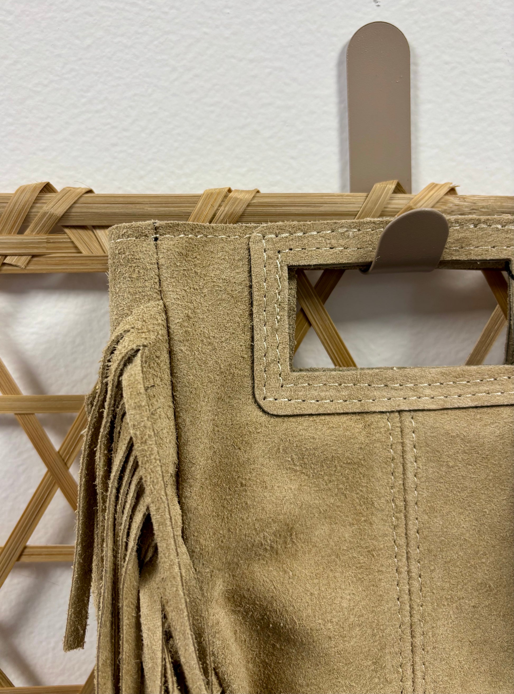 beige
