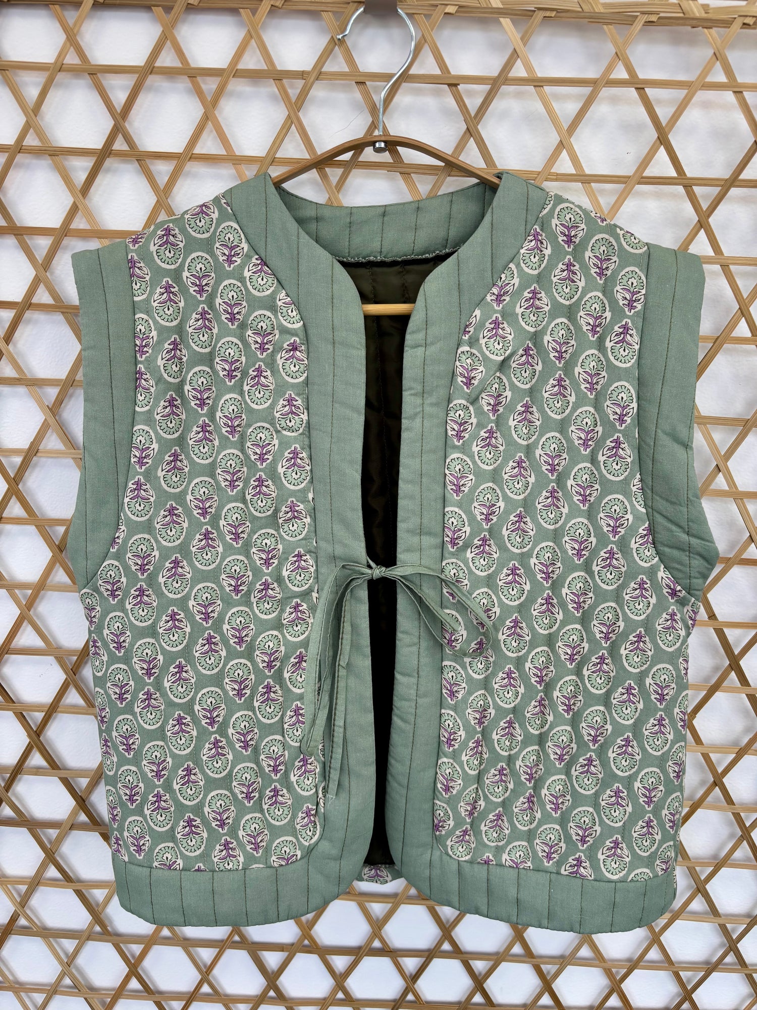 Chaquetas y Chalecos