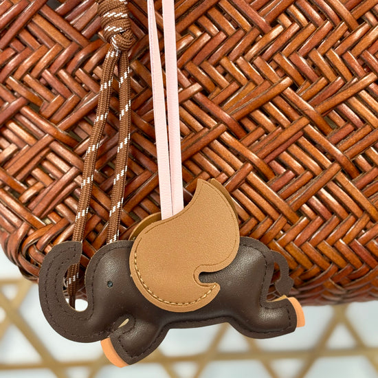 marrón