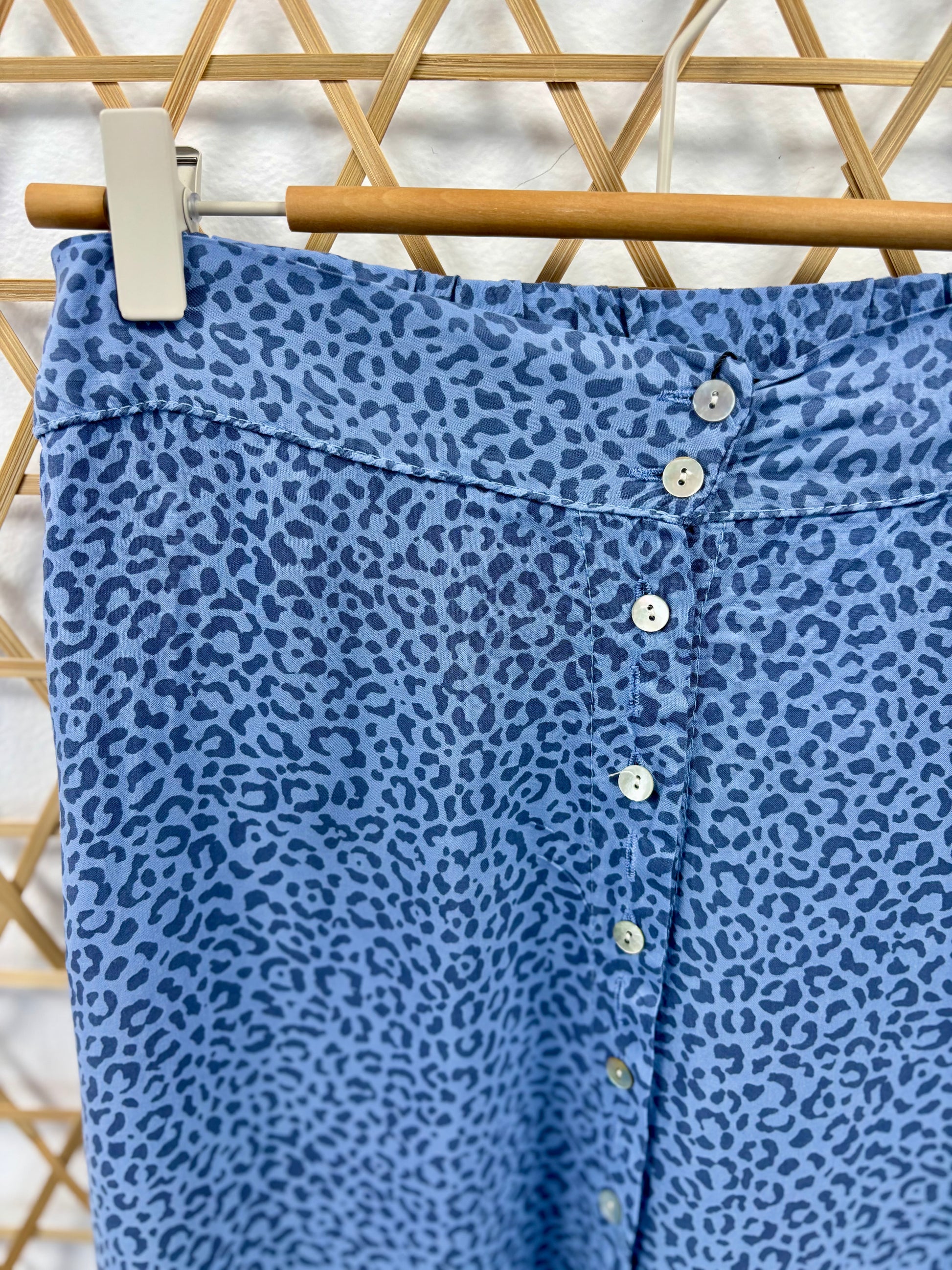 azul