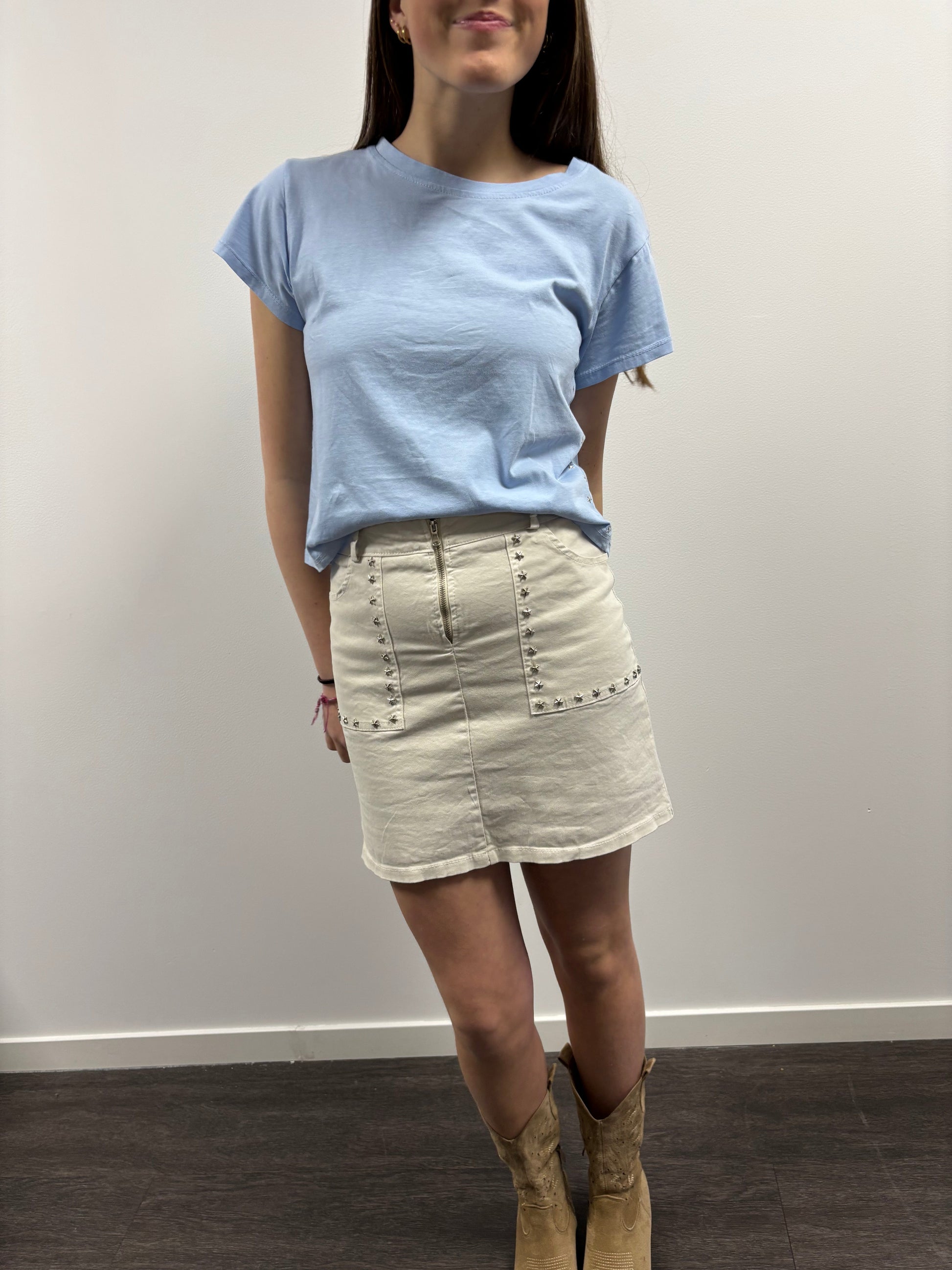 beige
