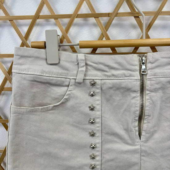 beige