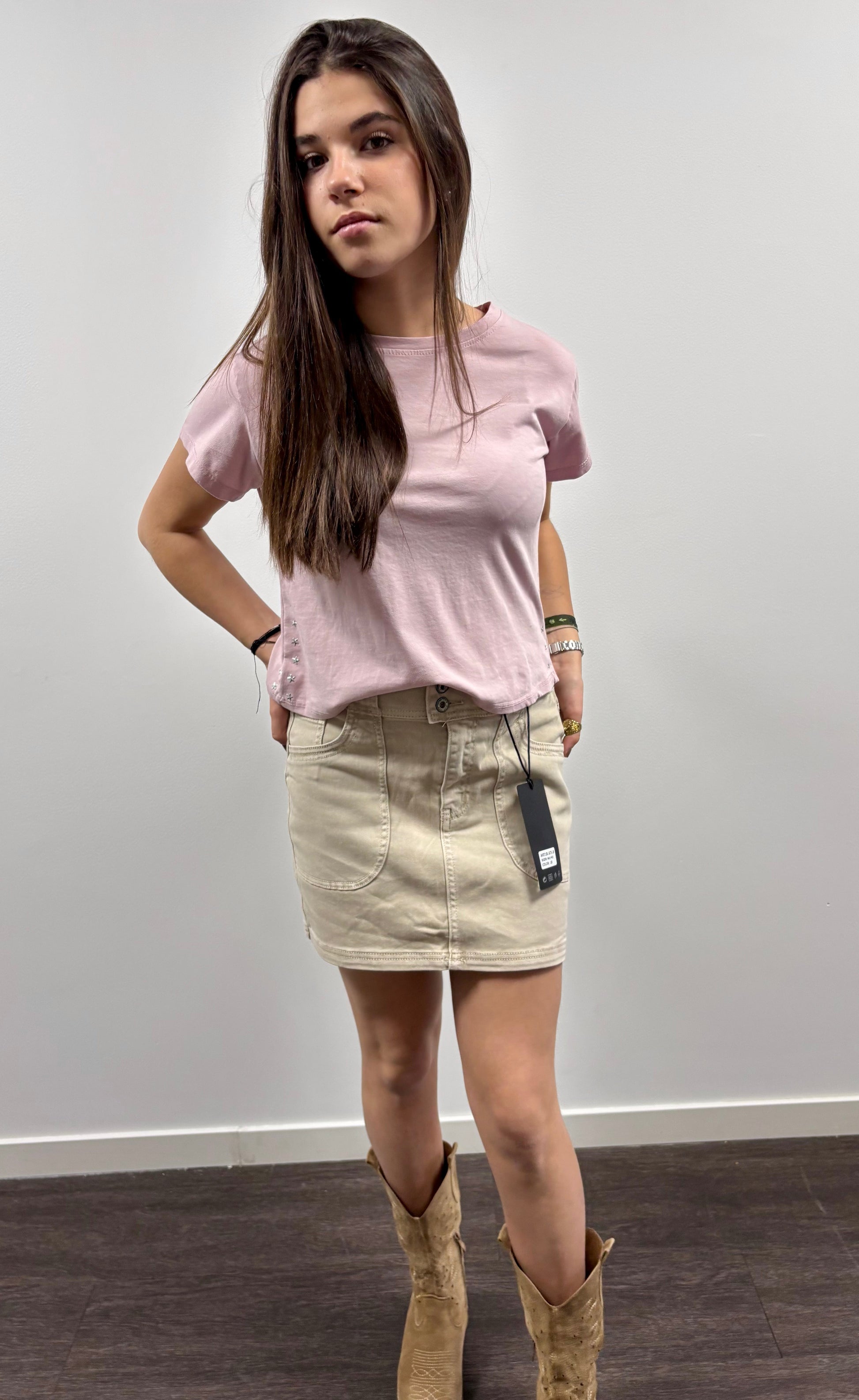beige