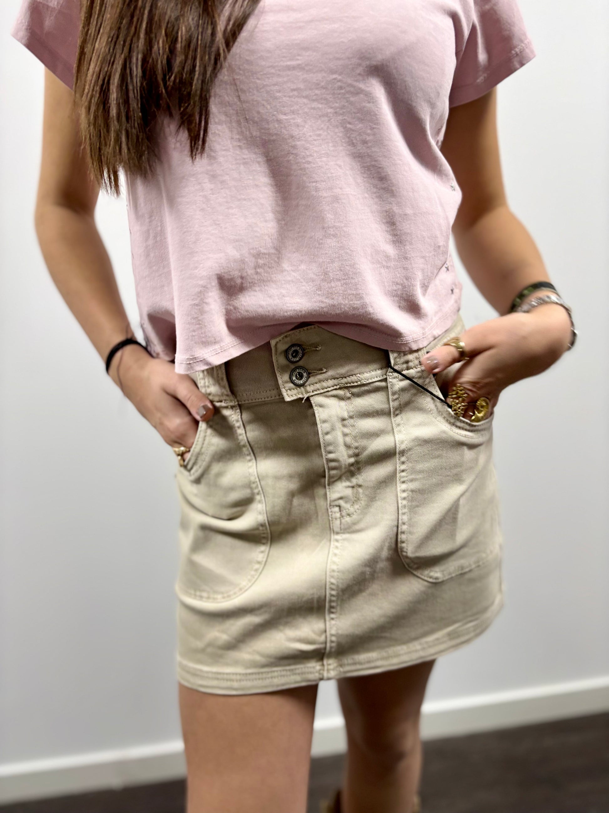 beige